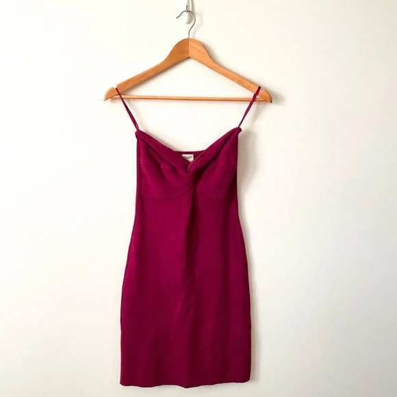 Abercrombie Strapless Twist-Front Mini Sweater Dress Raspberry Size Medium - Picture 5 of 9
